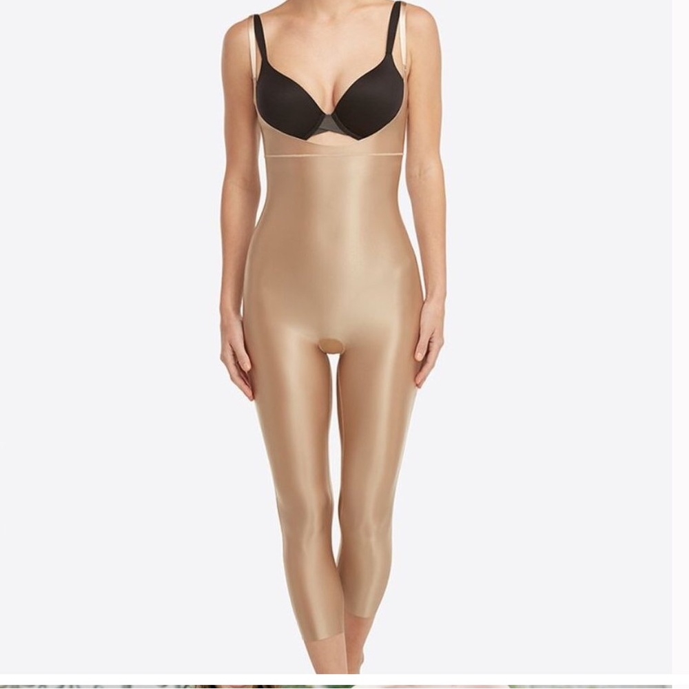 SPANX Suit Your Fancy Open Bust Catsuit Nude Shapewear XL